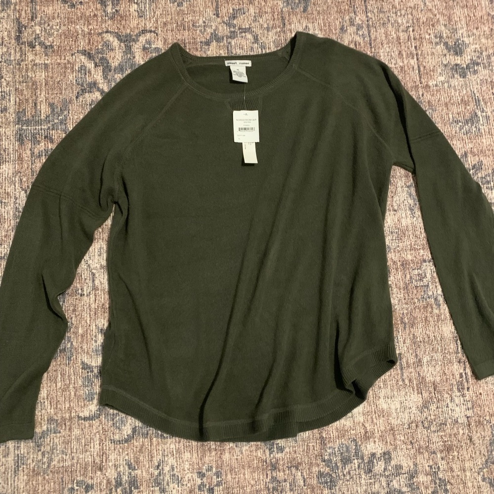 NWT army green long sleeve sweater